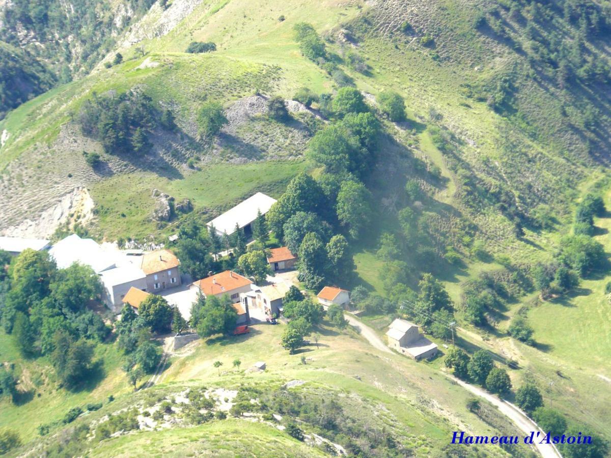 Comme Chez Vous Villa Bayons Kültér fotó